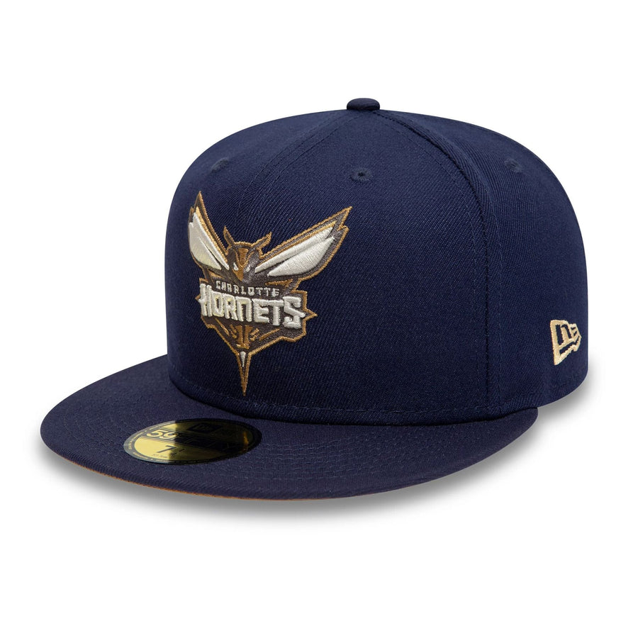 This is a Charlotte Hornets NBA Side Patch Navy 59FIFTY Fitted Cap 4