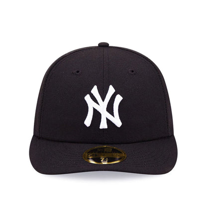 Pictured is this New York Yankees Black Low Profile 59FIFTY Fitted Cap 3