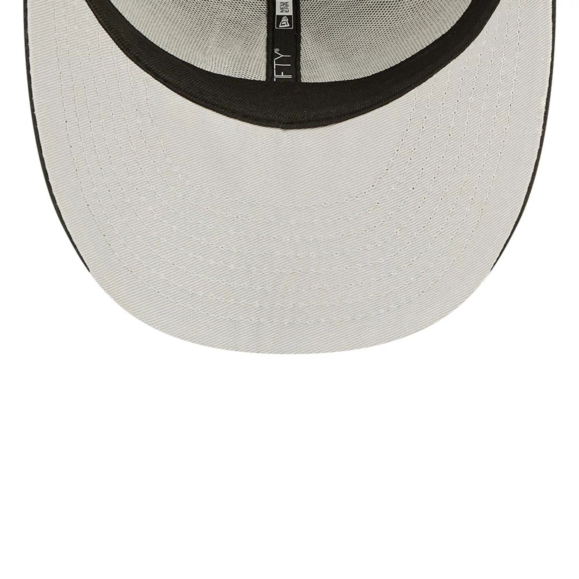 Pictured is this Baltimore Orioles Black Low Profile 59FIFTY Fitted Cap 2