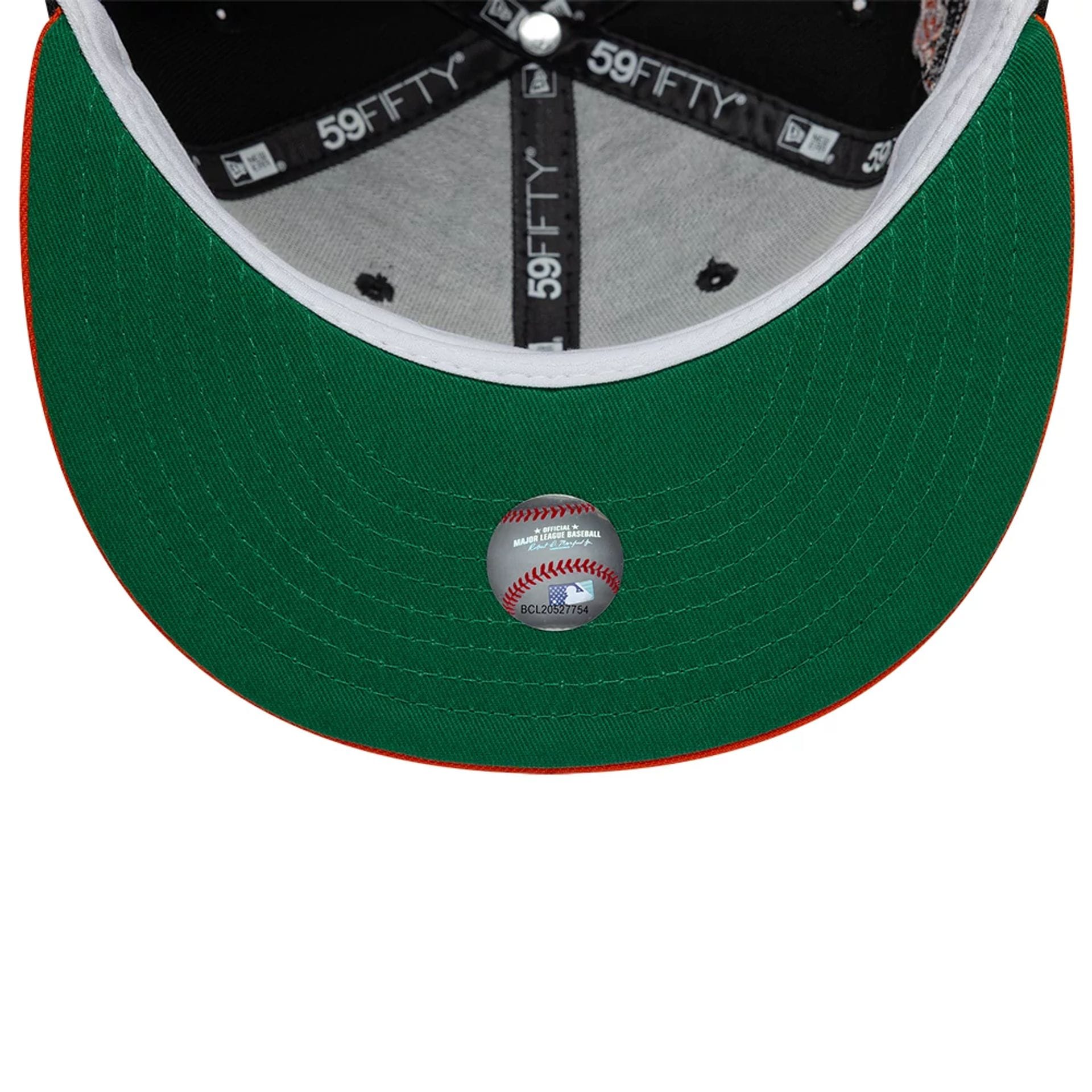 Pictured is this MLB Cooperstown San Francisco Giants 59FIFTY Fitted cap in black. 2