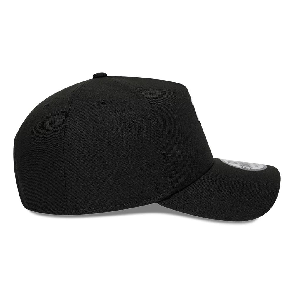 Pictured is this  MLB Upsidedown LA Dodgers 9FORTY A-Frame cap in black. 7
