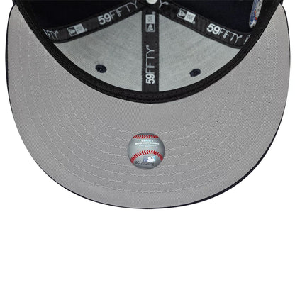 Pictured is this MLB Rose New York Yankees 59FIFTY Fitted cap in navy. 2