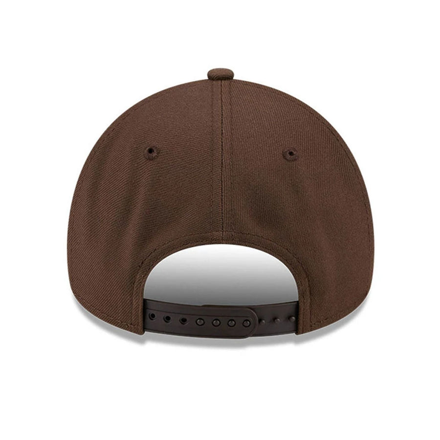 This is a New York Yankees MLB Dark Brown 9FORTY A-Frame Adjustable Cap 7