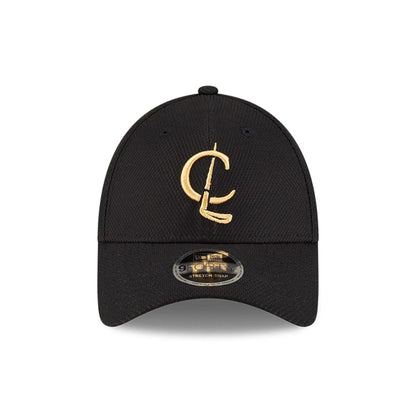 This is a Cleeks LIV Cleeks Black 9FORTY Stretch Snap Adjustable Cap 3