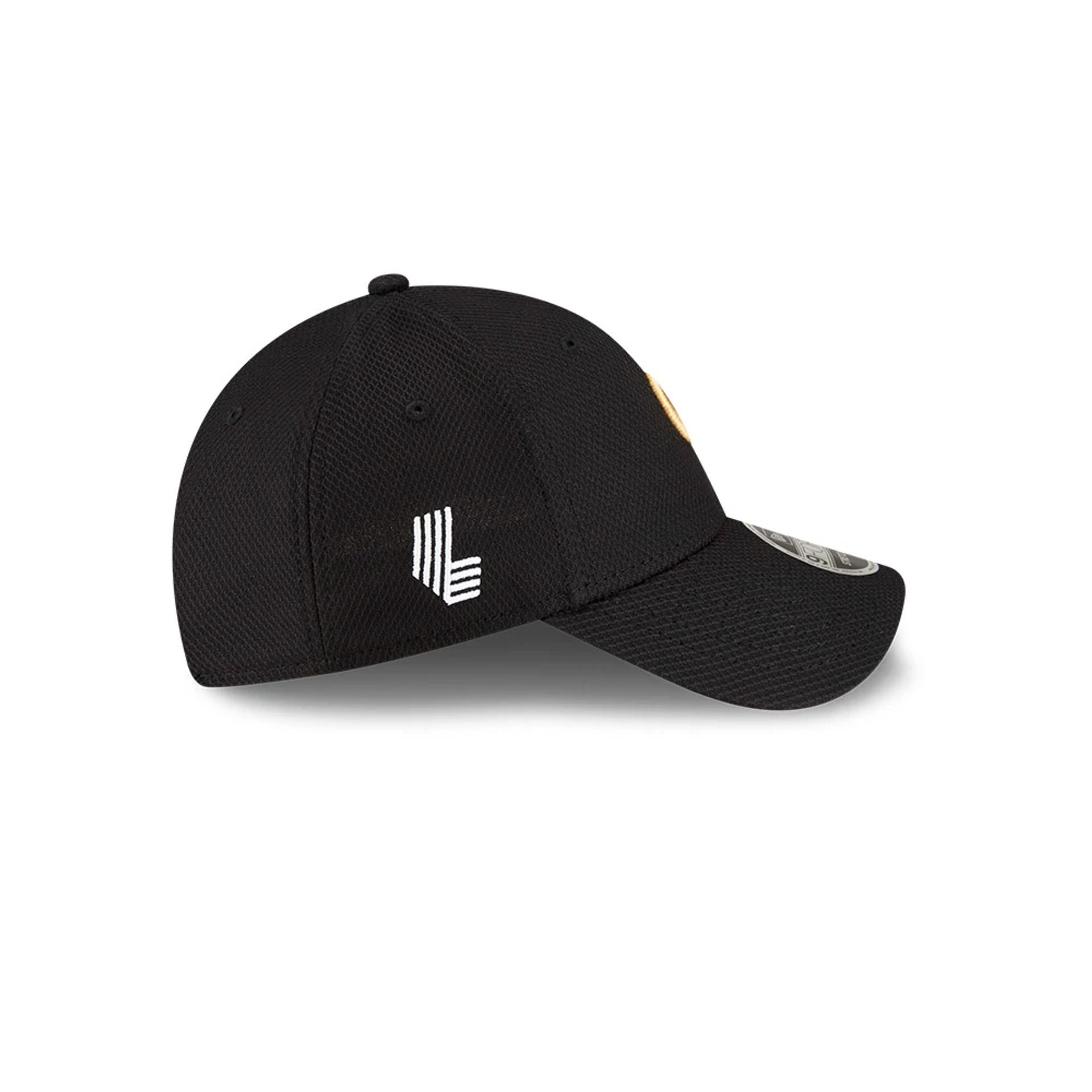 This is a Cleeks LIV Cleeks Black 9FORTY Stretch Snap Adjustable Cap 5