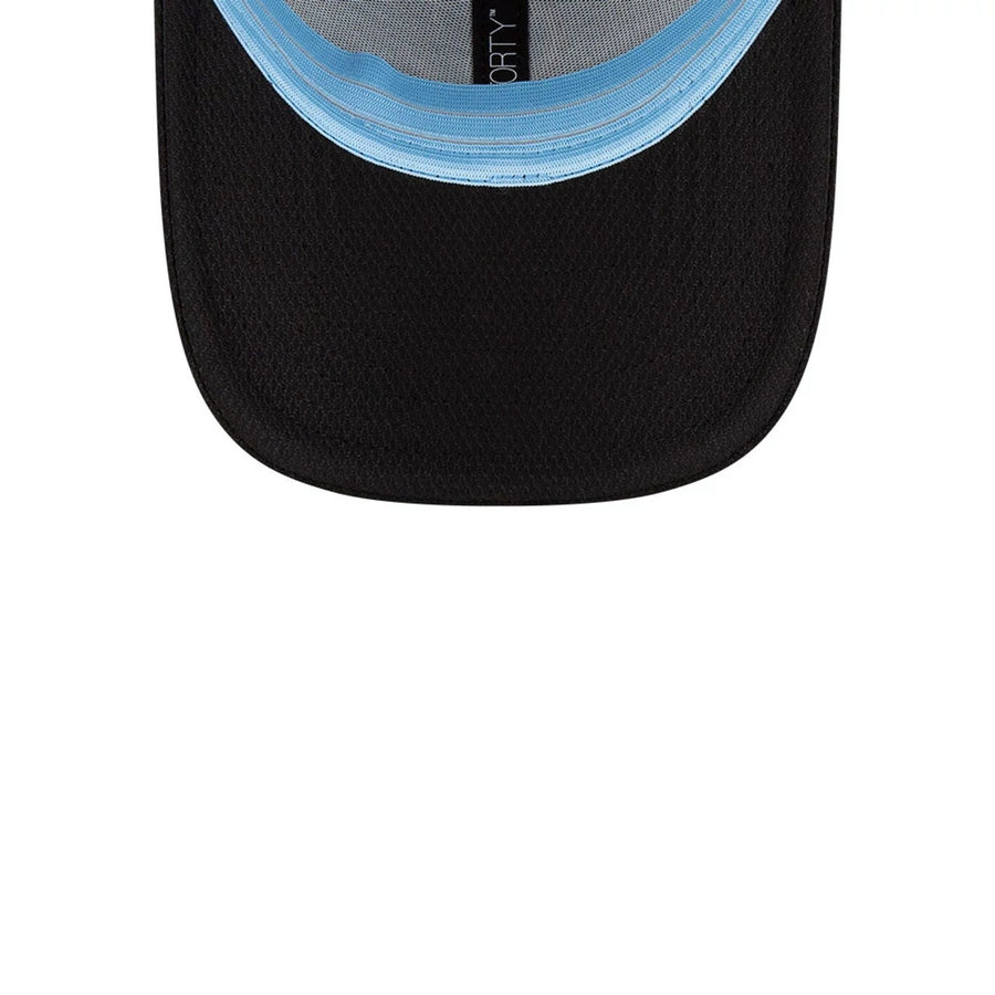 This is a Cleeks LIV Cleeks Black 9FORTY Stretch Snap Adjustable Cap 2