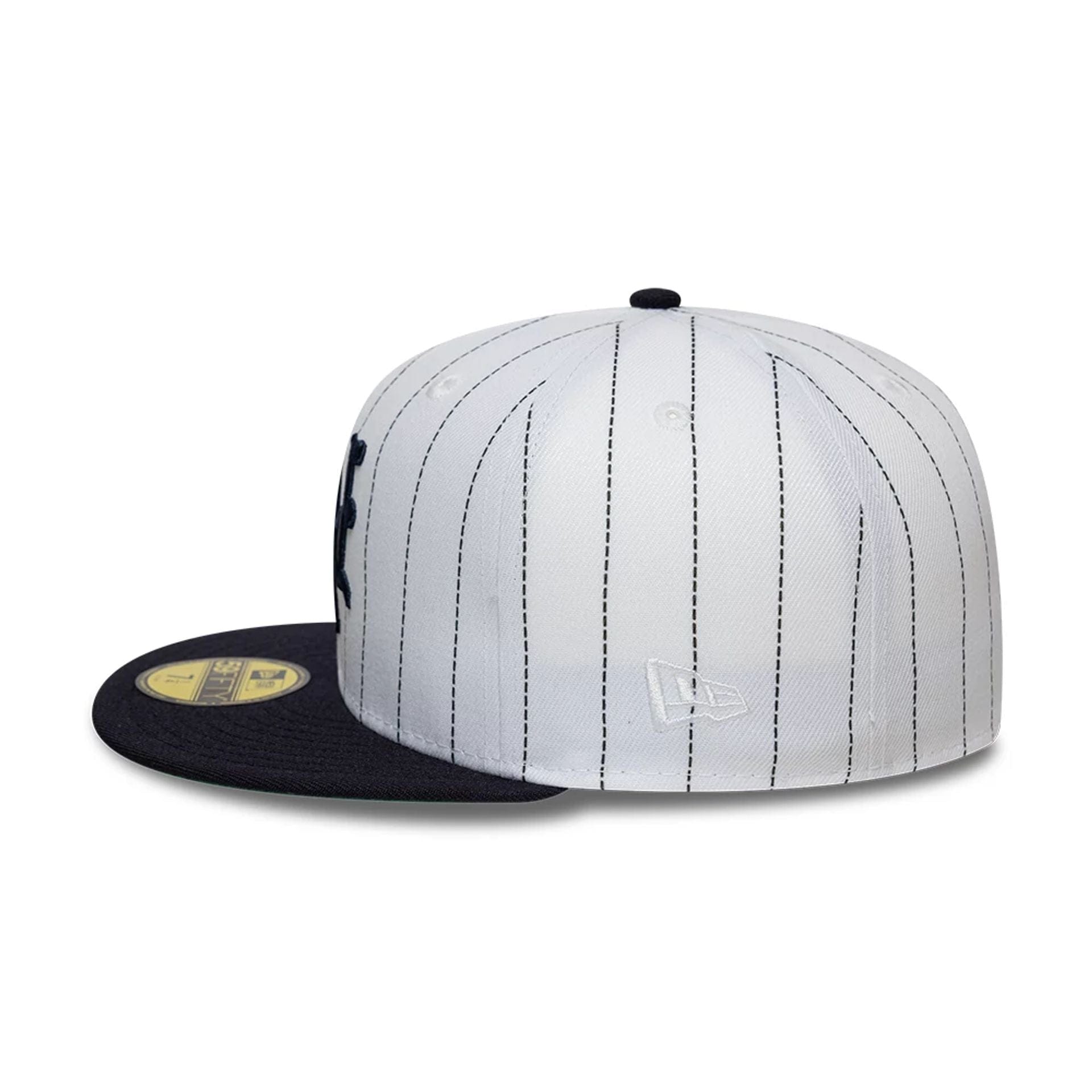 This is a New York Giants MLB Cooperstown White 59FIFTY Fitted Cap 5