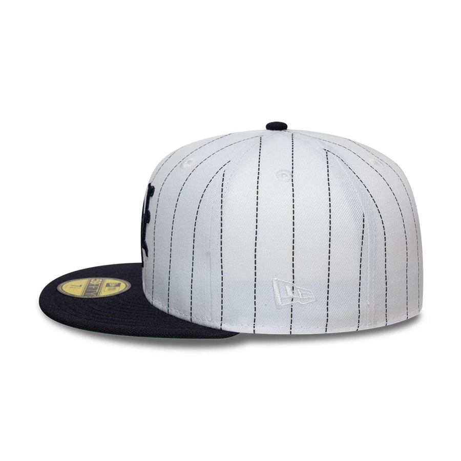 This is a New York Giants MLB Cooperstown White 59FIFTY Fitted Cap 5