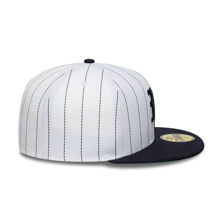 This is a New York Giants MLB Cooperstown White 59FIFTY Fitted Cap 6