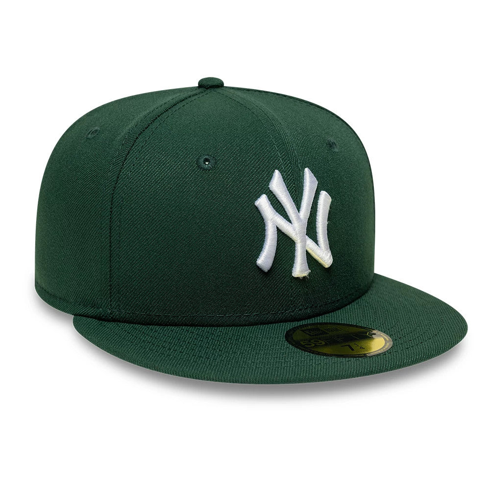 Pictured is this MLB New York Yankees Core 59FIFTY Fitted cap in dark green. 4