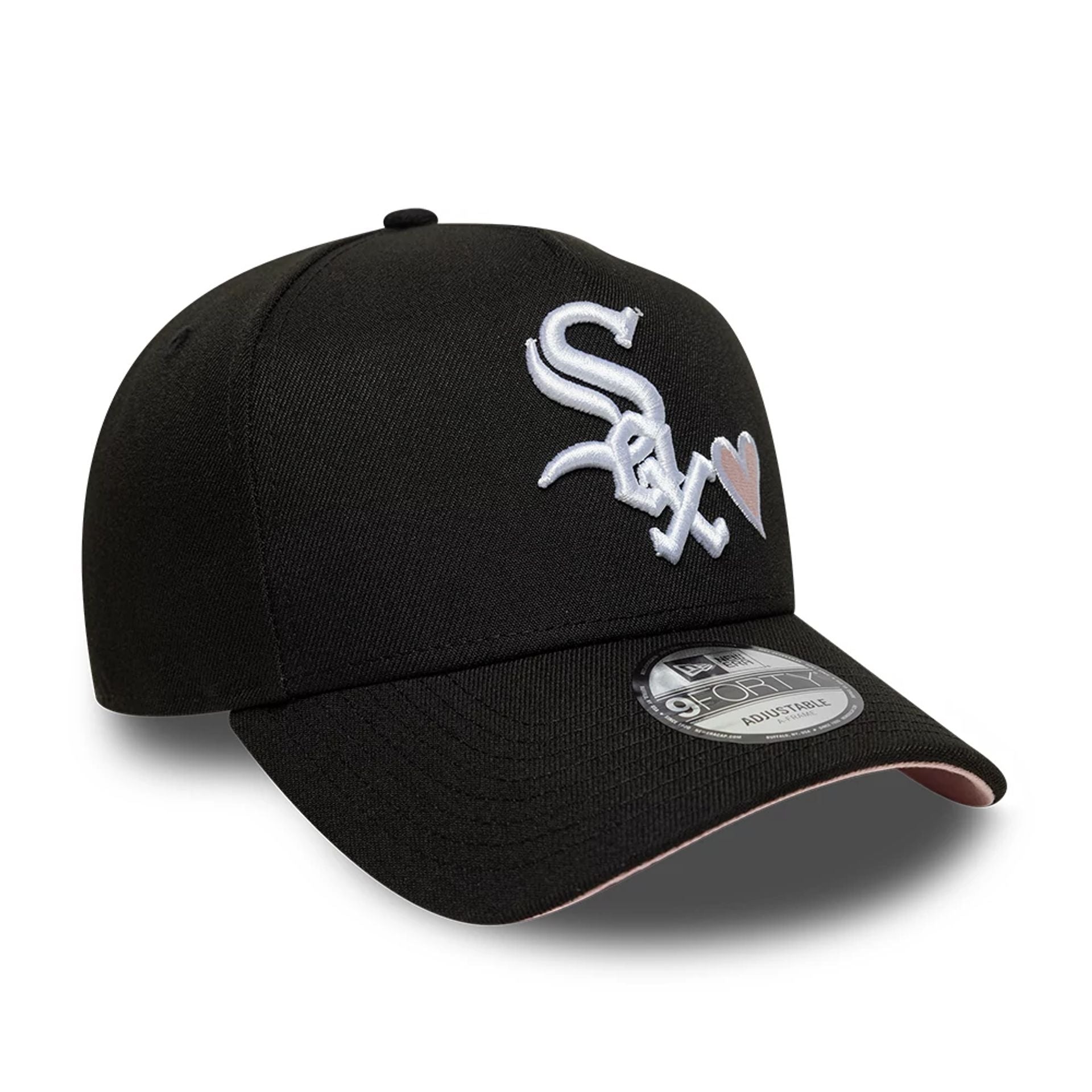This is a Chicago White Sox MLB Heart Black 9FORTY A-Frame Adjustable Cap 4