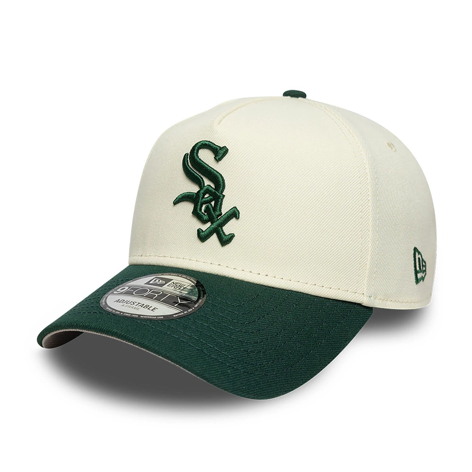 This is a Chicago White Sox Chrome And Dark Green White 9FORTY A-Frame Adjustable Cap 4