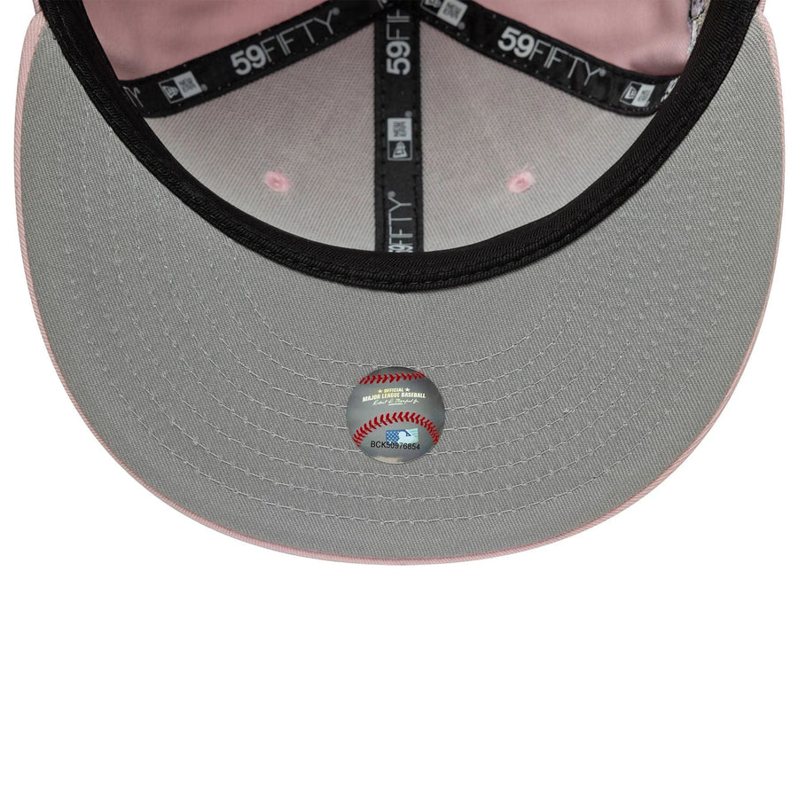 This is a New York Yankees MLB World Series Pink 59FIFTY Fitted Cap 2