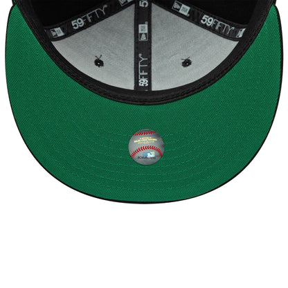 This is a New York Yankees MLB Black 59FIFTY Fitted Cap 2