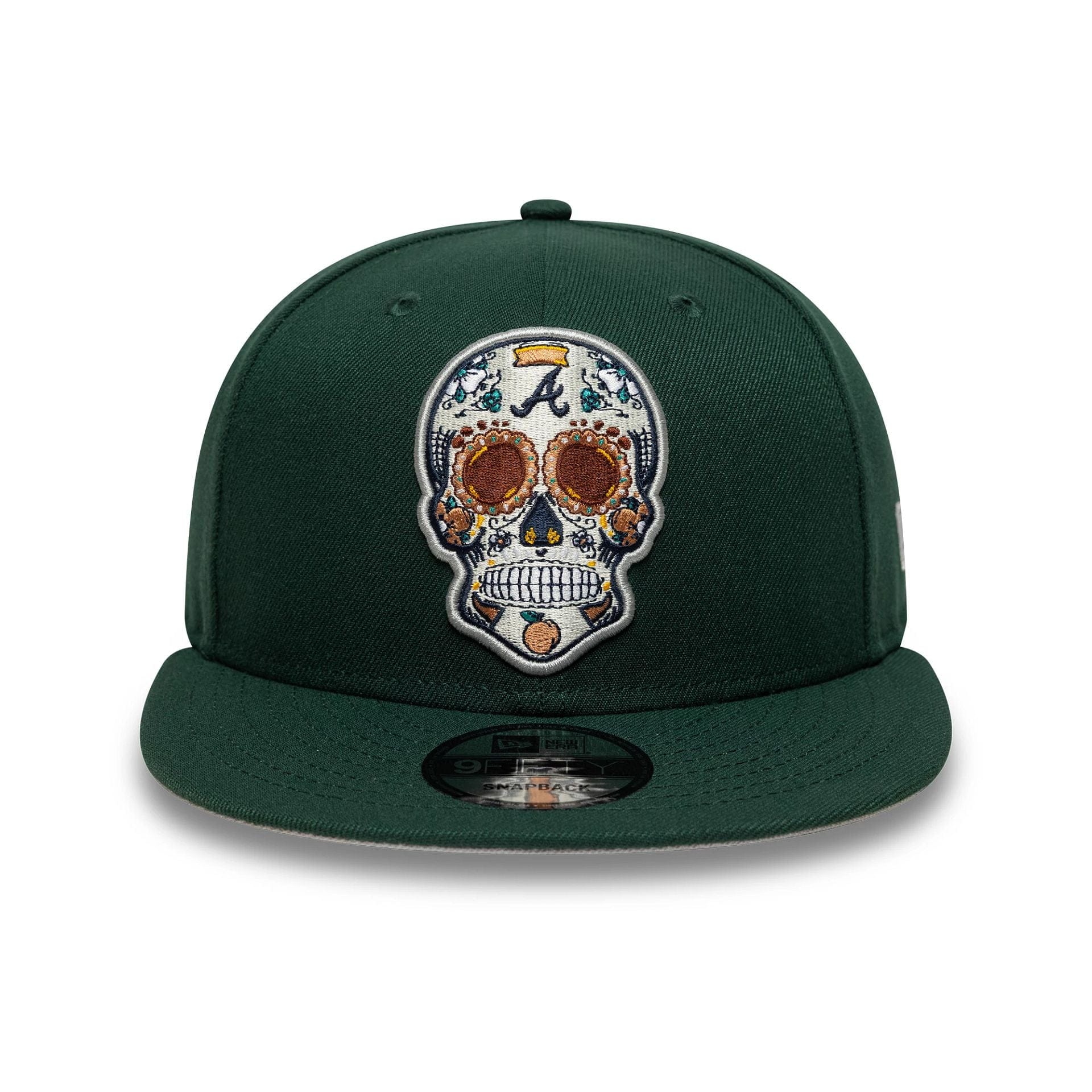 This is a Atlanta Braves MLB Sugar Skull Dark Green 9FIFTY Snapback Adjustable Cap 3