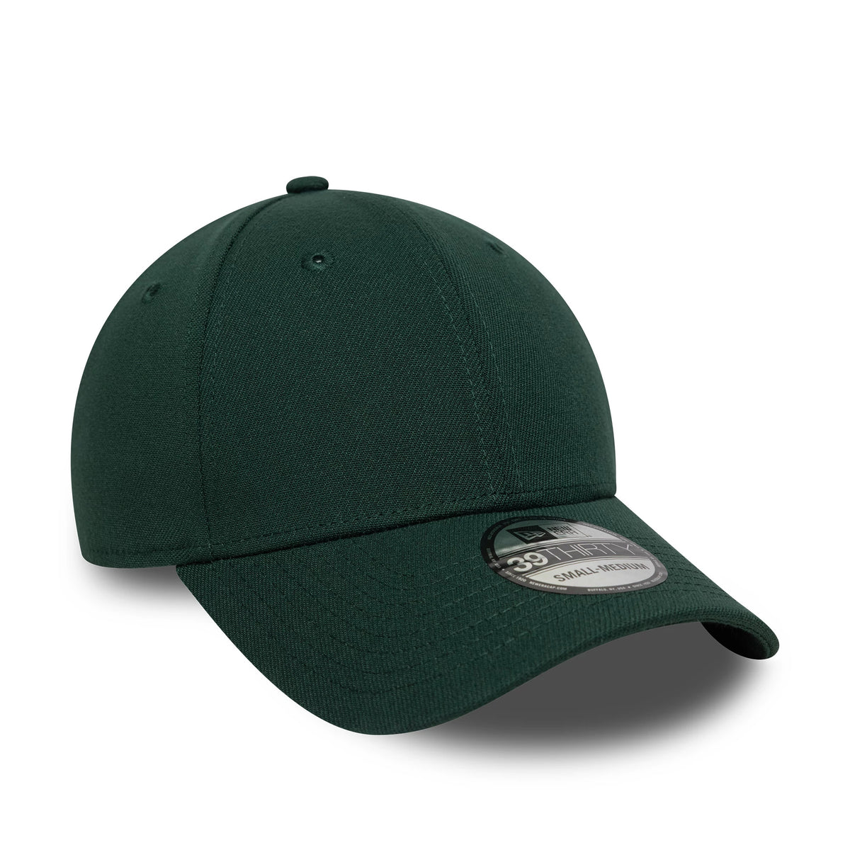 New Era Dark Green 39THIRTY Stretch Fit Cap, three-quarter view showing the dark green curved visor with a 39THIRTY size sticker, a structured crown with matching dark green top button and embroidered eyelets.