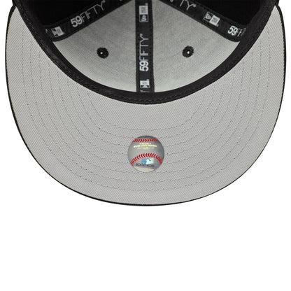 This is a New York Yankees MLB Spider Black 59FIFTY Fitted Cap 2