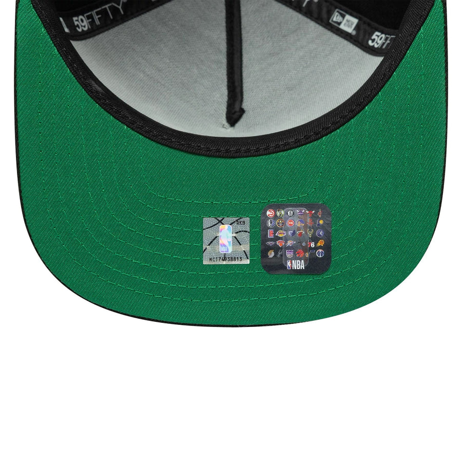 This is a Chicago Bulls Flat Black 59FIFTY A-Frame Fitted Cap 2