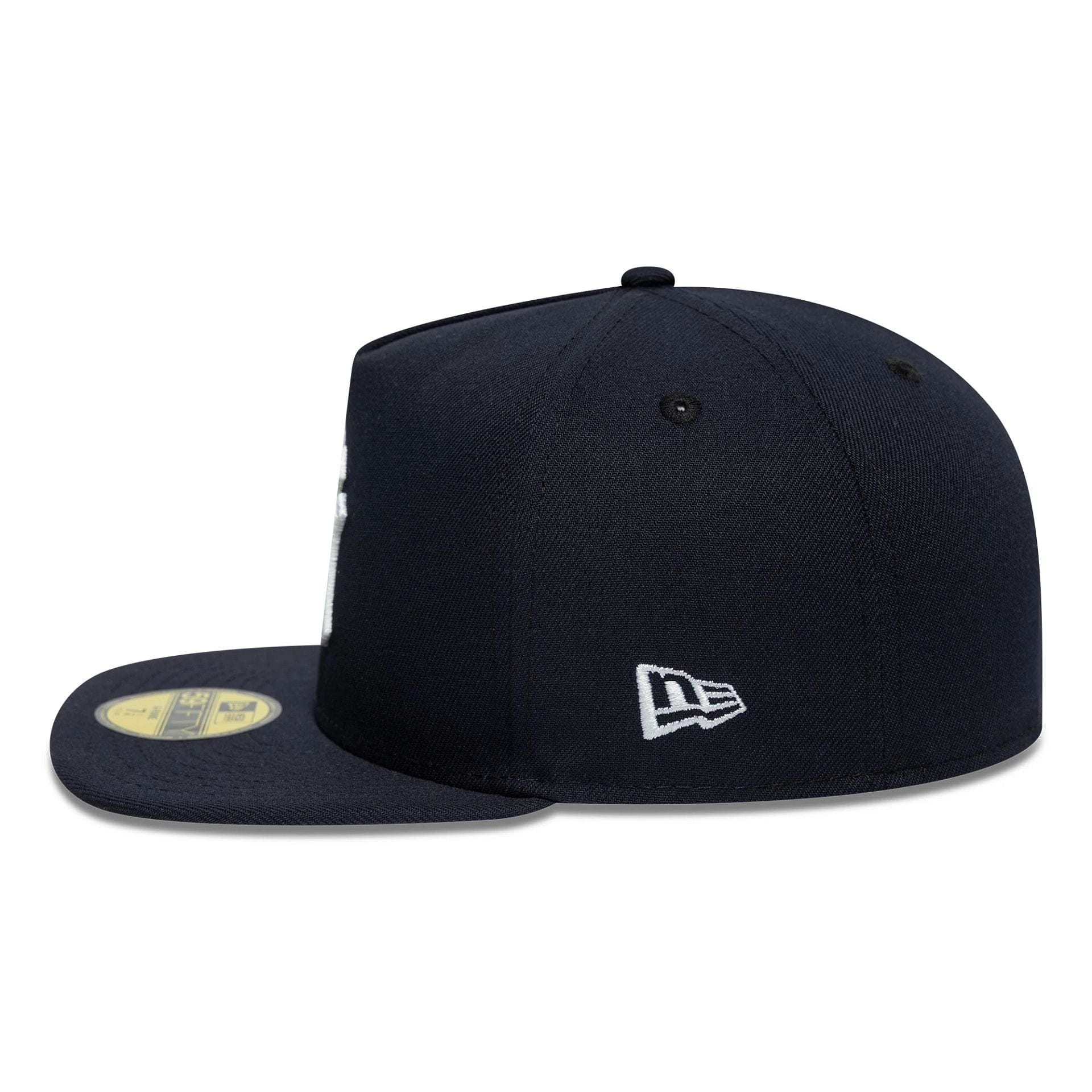 This is a New York Yankees Flat Navy 59FIFTY A-Frame Fitted Cap 5