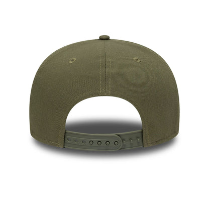 This is a New Era Green Retro Crown 9FIFTY Snapback Adjustable Cap 6