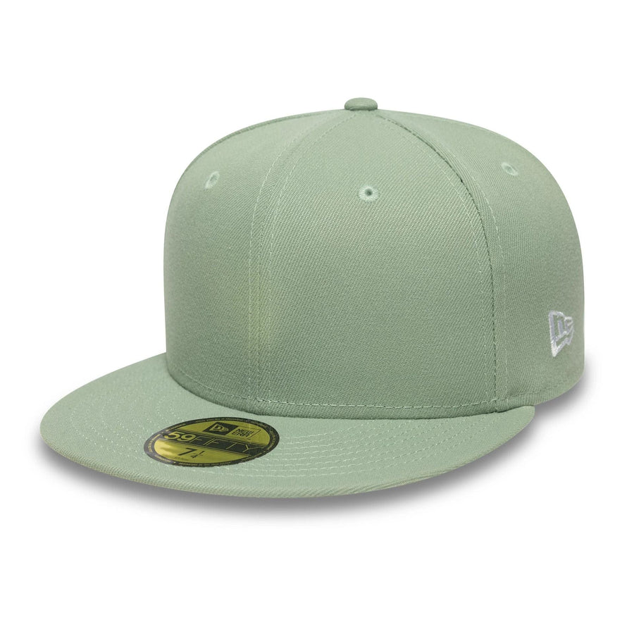 This is a New Era Green 59FIFTY Fitted Cap 1