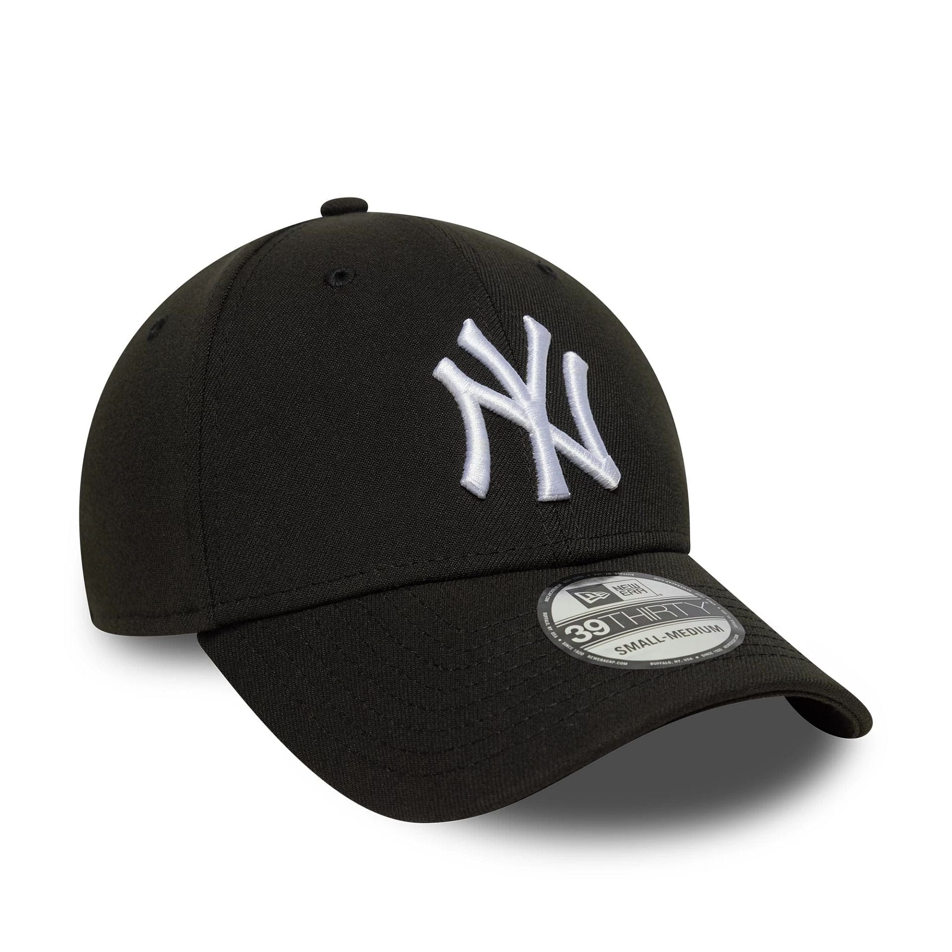 This is a New York Yankees MLB Black 39THIRTY Stretch Fit Cap 3