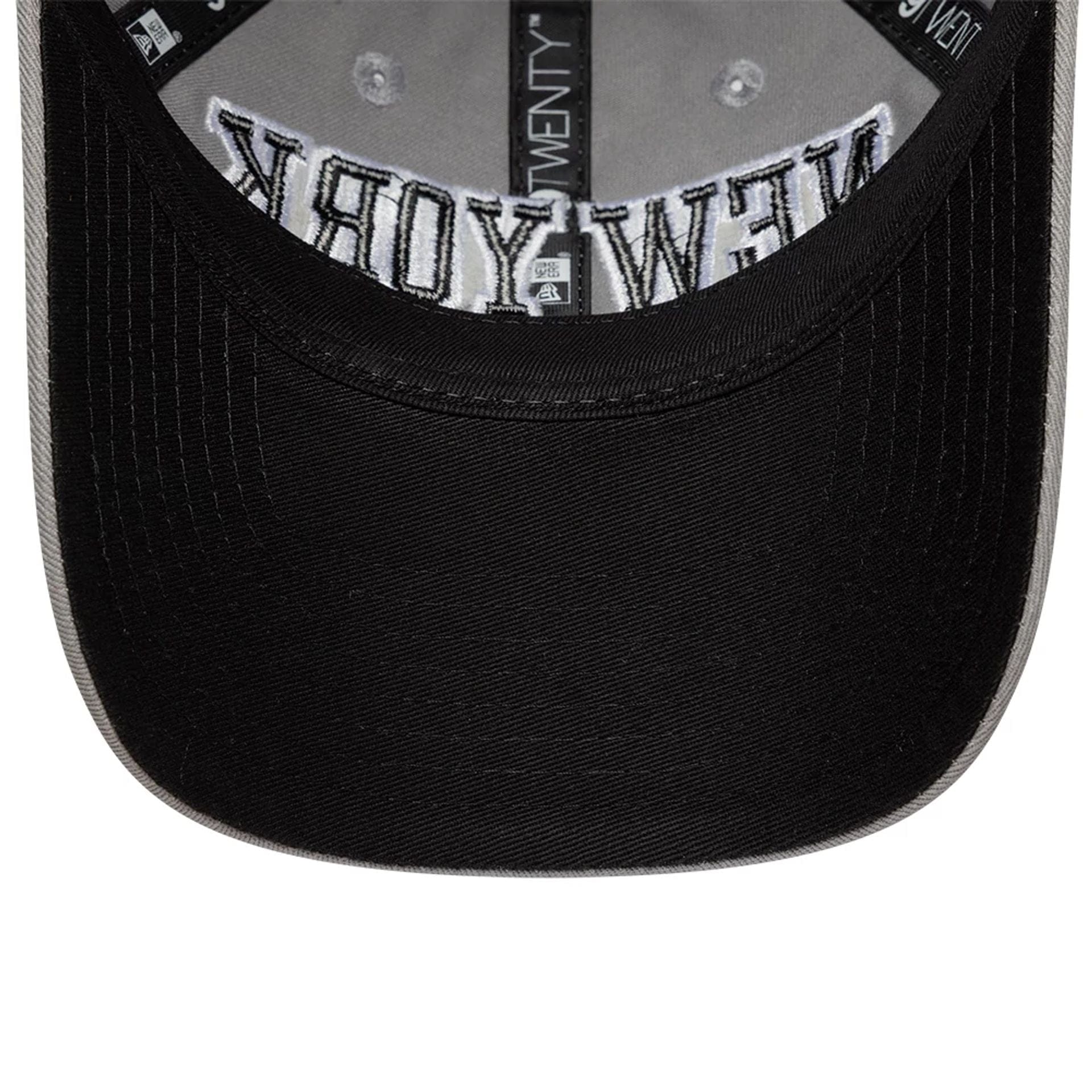 This is a New Era New York Grey 9TWENTY Adjustable Cap 2