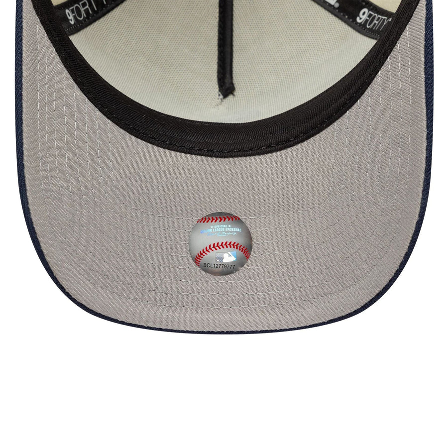 This is a Chicago White Sox MLB Chrome Blue Contrast Cream 9FORTY A-Frame Adjustable Cap 2