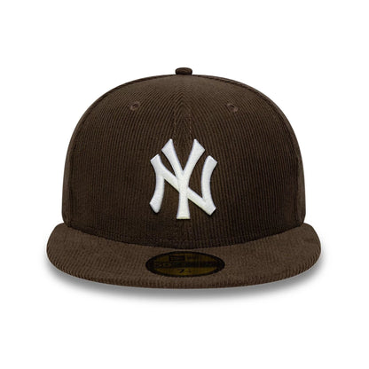 This is a New York Yankees MLB Brown 59FIFTY Fitted Cap 3