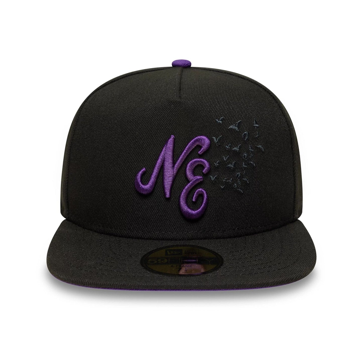 Pictured in this New Era Bats Black 59FIFTY A-Frame Fitted Cap 3