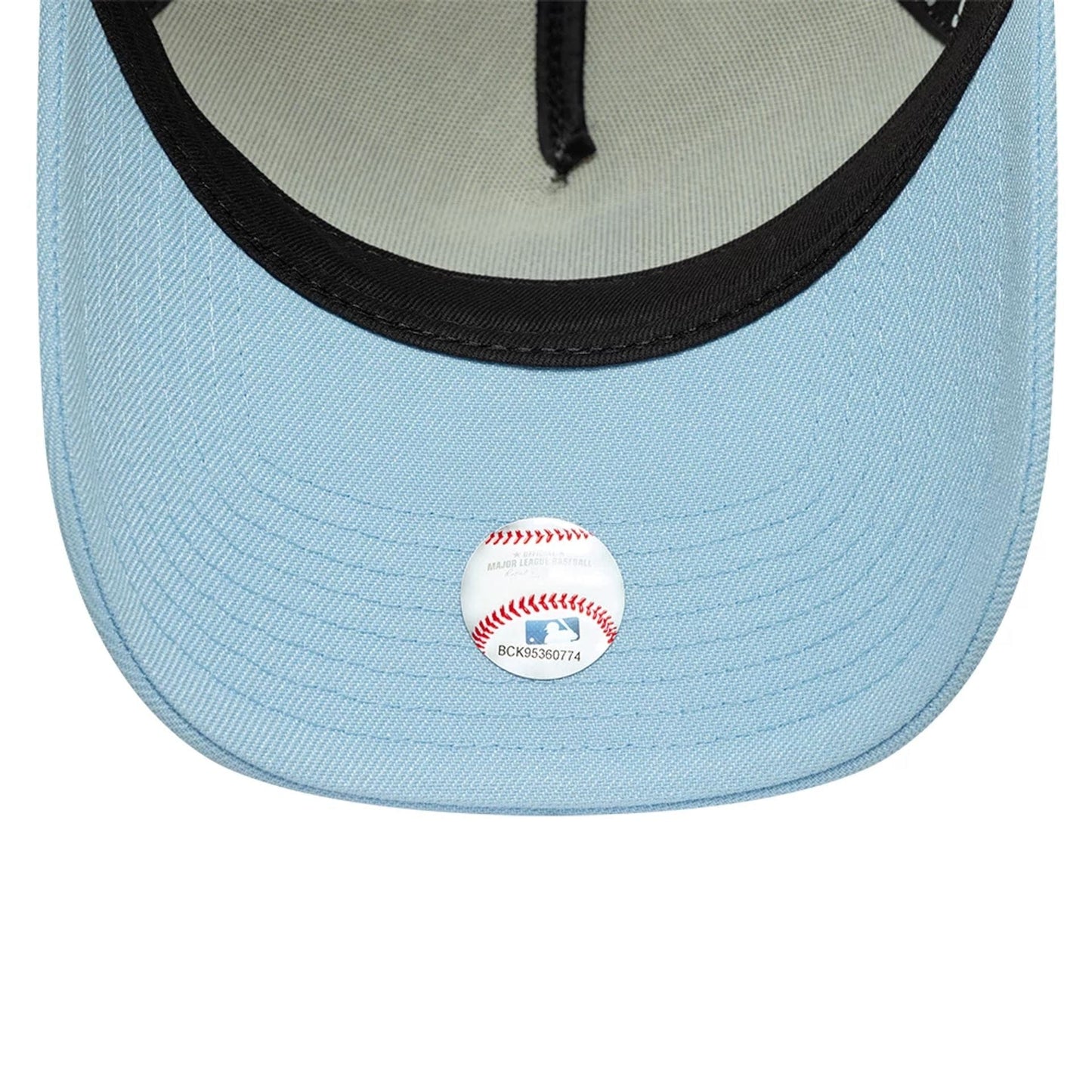This is a LA Dodgers MLB Cream & Blue 9FORTY A-Frame Adjustable Cap 6