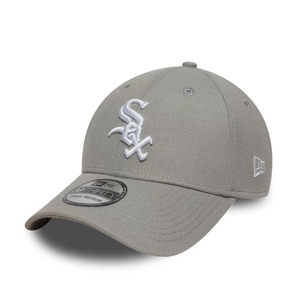 This is a Chicago White Sox MLB Grey 39THIRTY Stretch Fit Cap 1