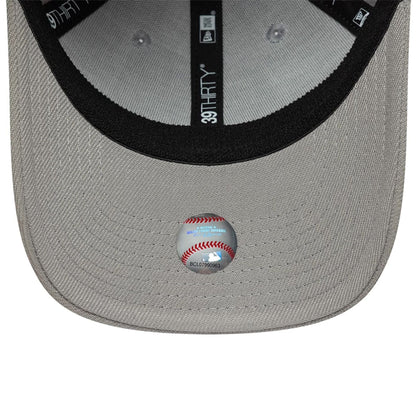 This is a Oakland Athletics MLB Grey 39THIRTY Stretch Fit Cap 7