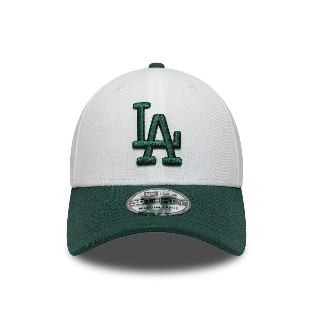 LA Dodgers MLB White New Era 39THIRTY Stretch Fit Cap, front view showing the raised green LA logo embroidered on the white front panel, complemented by a dark green curved visor with a 39THIRTY size sticker at the centre.