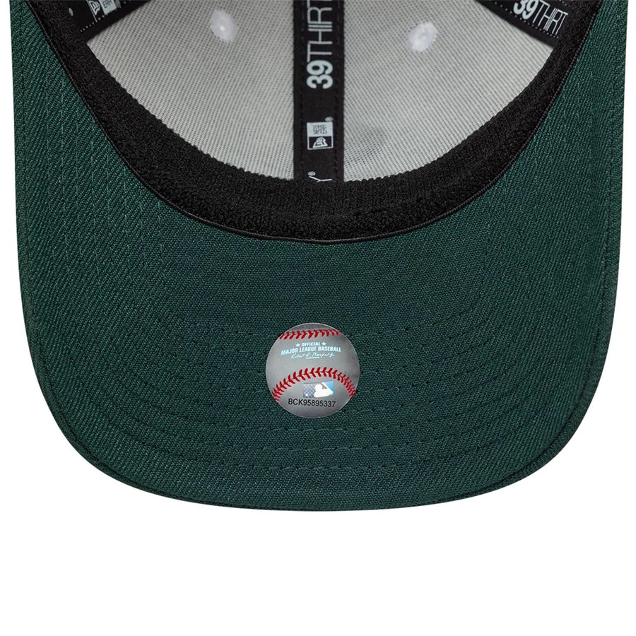 This is a Chicago White Sox MLB White 39THIRTY Stretch Fit Cap 7
