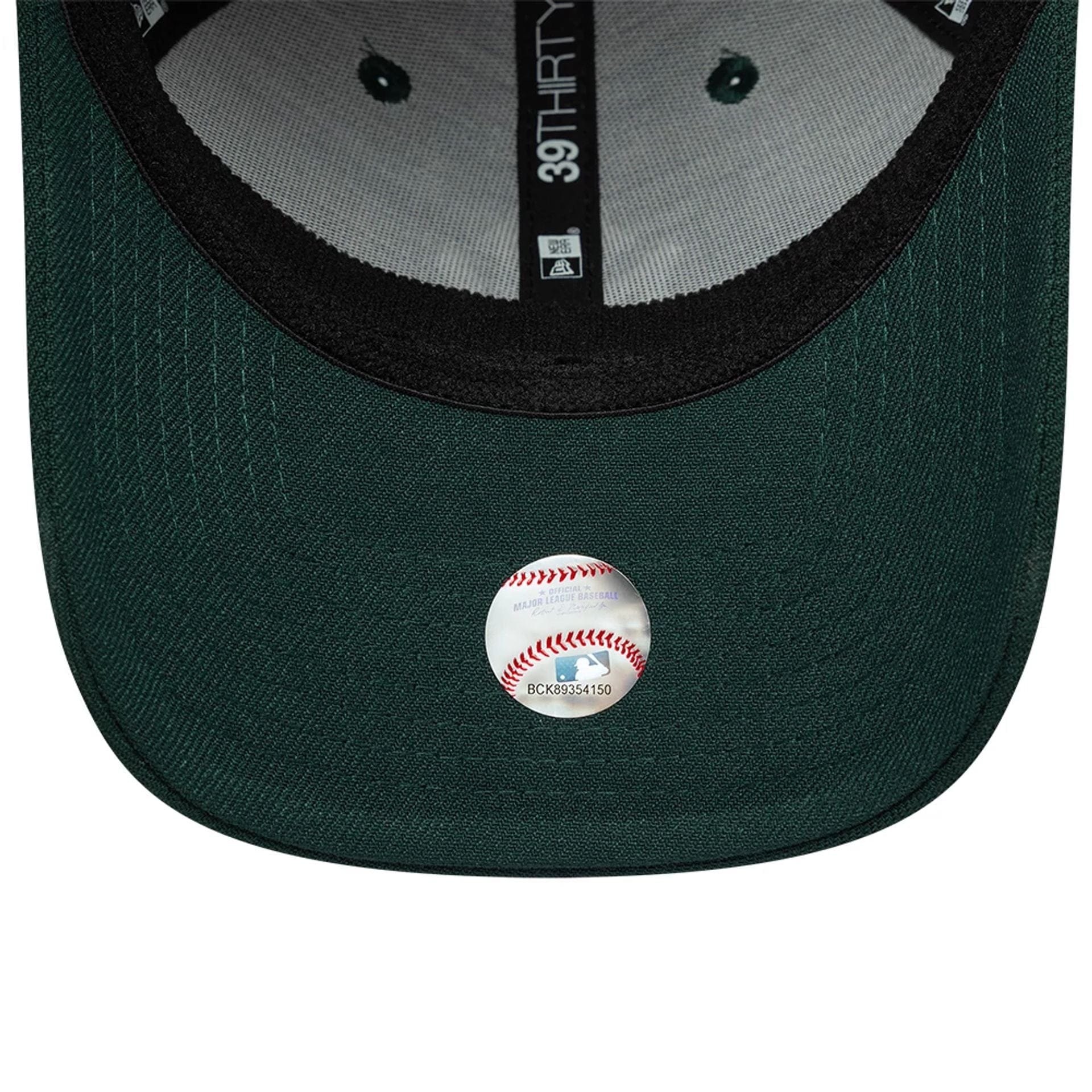 This is a New York Yankees MLB Dark Green 39THIRTY Stretch Fit Cap 7