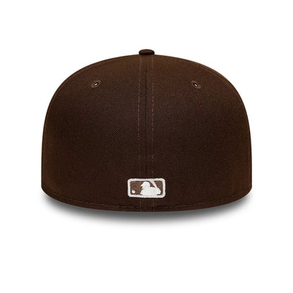 Pictured is this MLB New York Yankees 59FIFTY Fitted cap in dark brown. 5