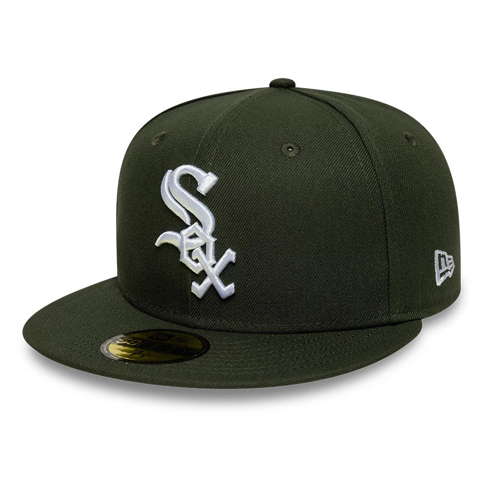 This is a Chicago White Sox Sidepatch MLB Dark Green 59FIFTY Fitted Cap 4