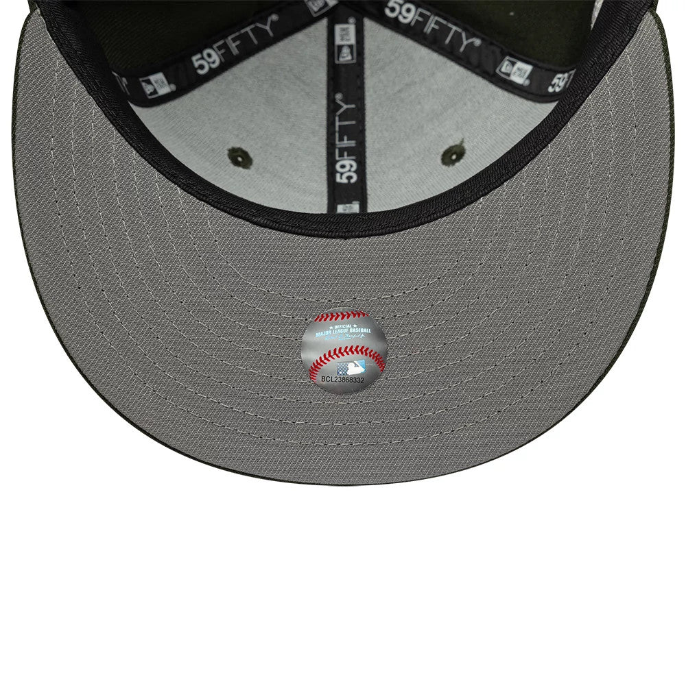 This is a Chicago White Sox Sidepatch MLB Dark Green 59FIFTY Fitted Cap 2