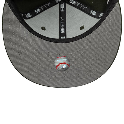 This is a Chicago White Sox Sidepatch MLB Dark Green 59FIFTY Fitted Cap 2
