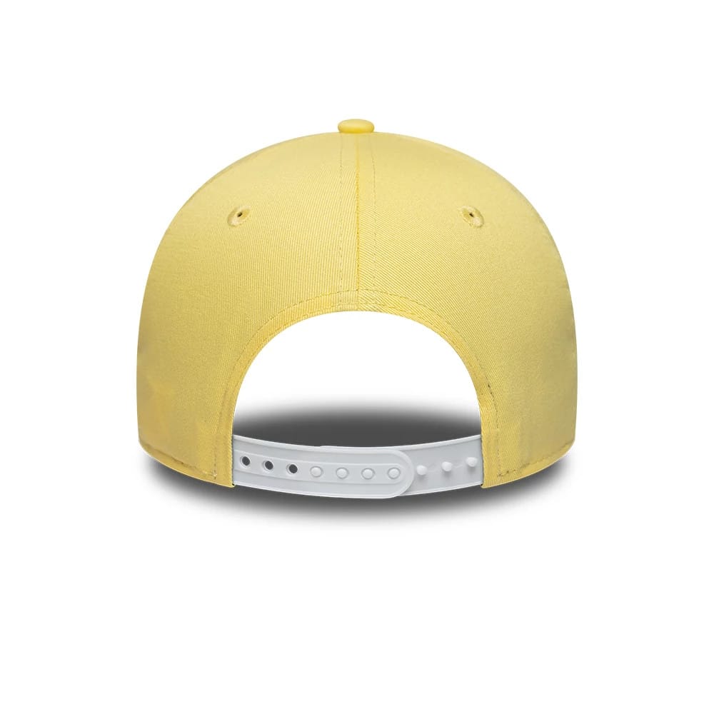 This is a LA Dodgers MLB Yellow 9FORTY A-Frame Adjustable Cap 4