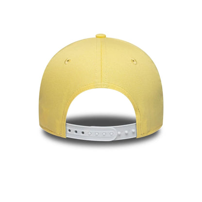 This is a LA Dodgers MLB Yellow 9FORTY A-Frame Adjustable Cap 4