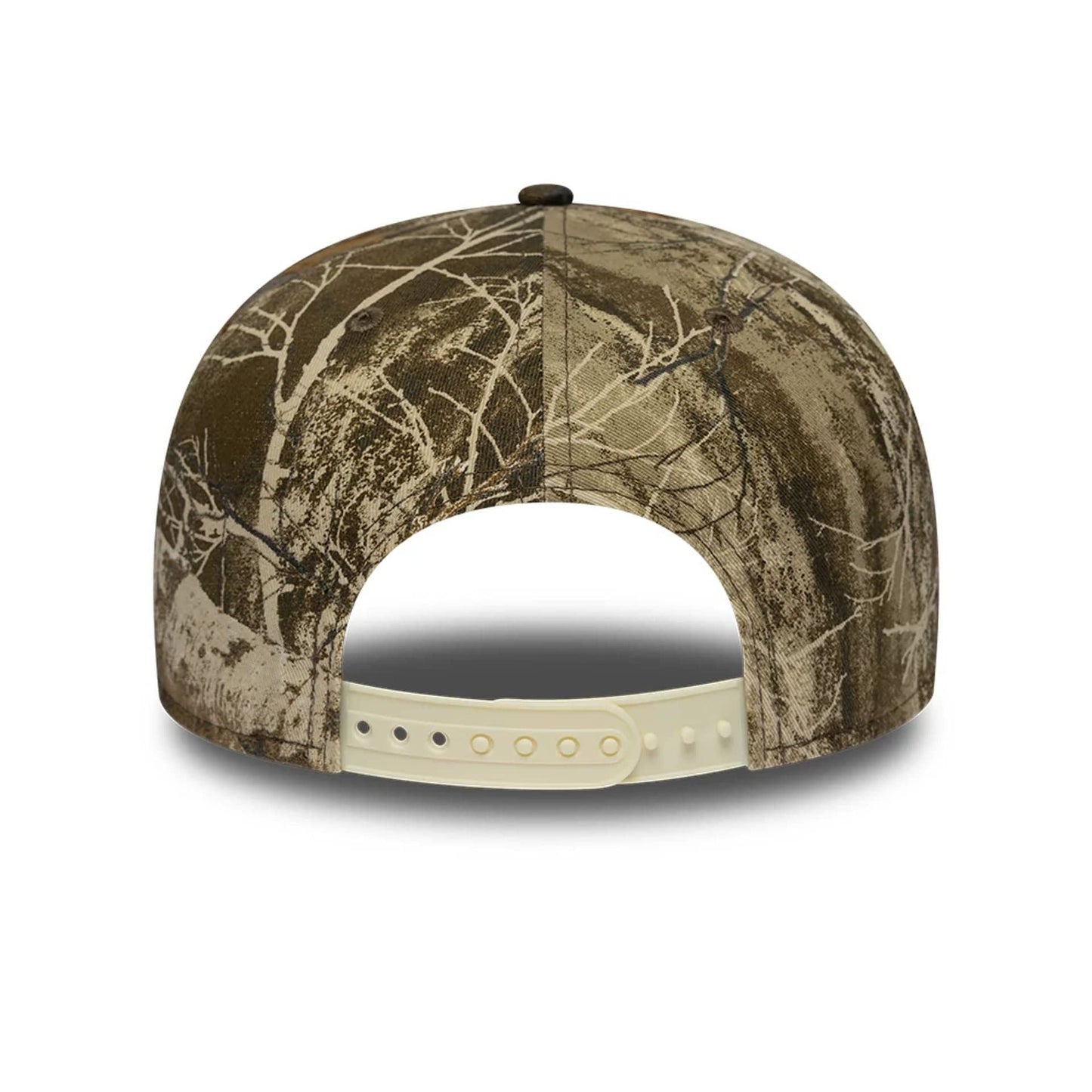 Pictured is this MLB Real Tree New York Yankees 9FIFTY Snapback cap in beige. 6