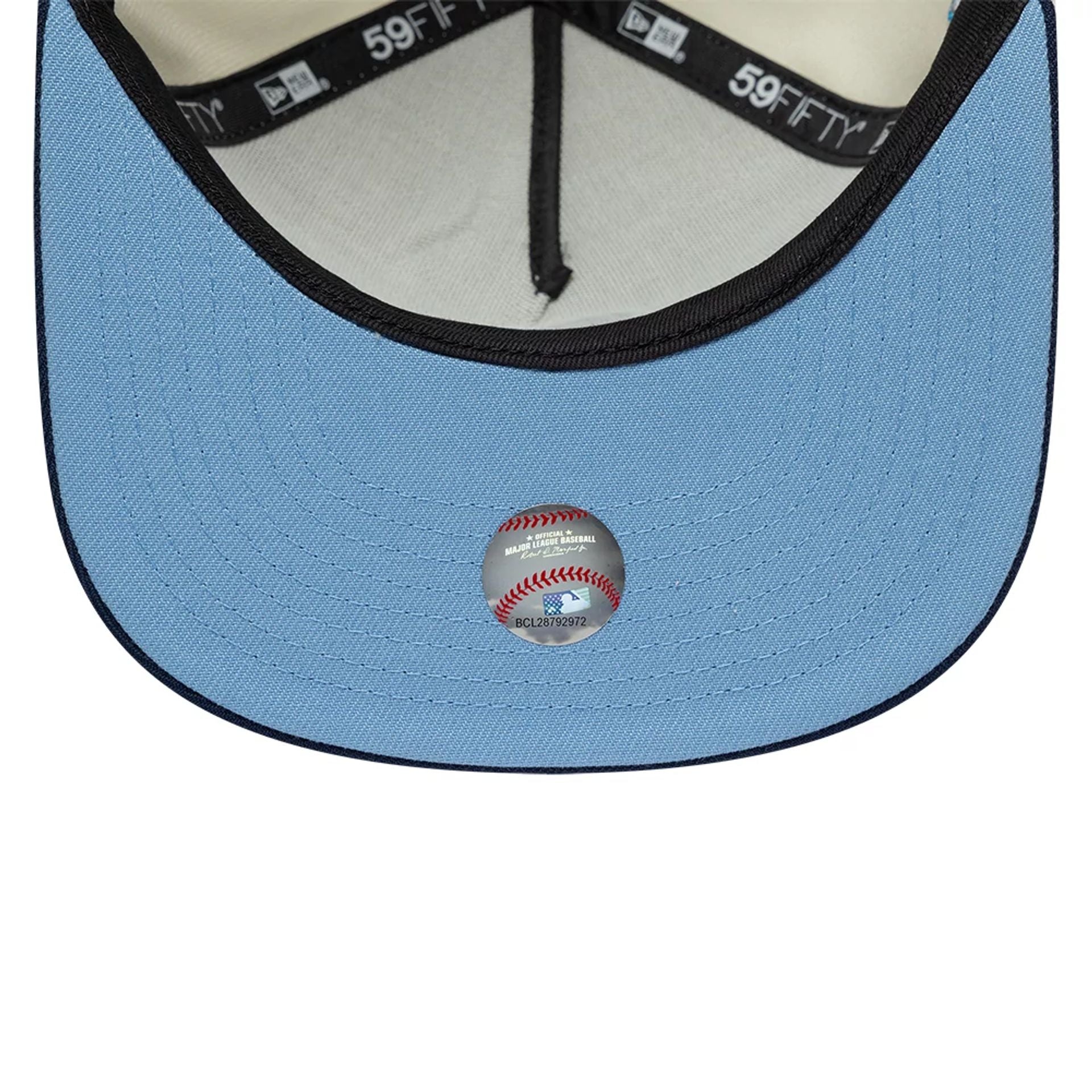 Pictured is this Chicago White Sox MLB White 59FIFTY A-Frame Fitted cap. 2