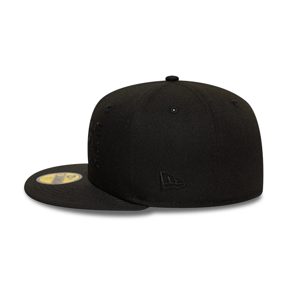 Pictured is this Red Bull Racing 59FIFTY Fitted cap in black. 4