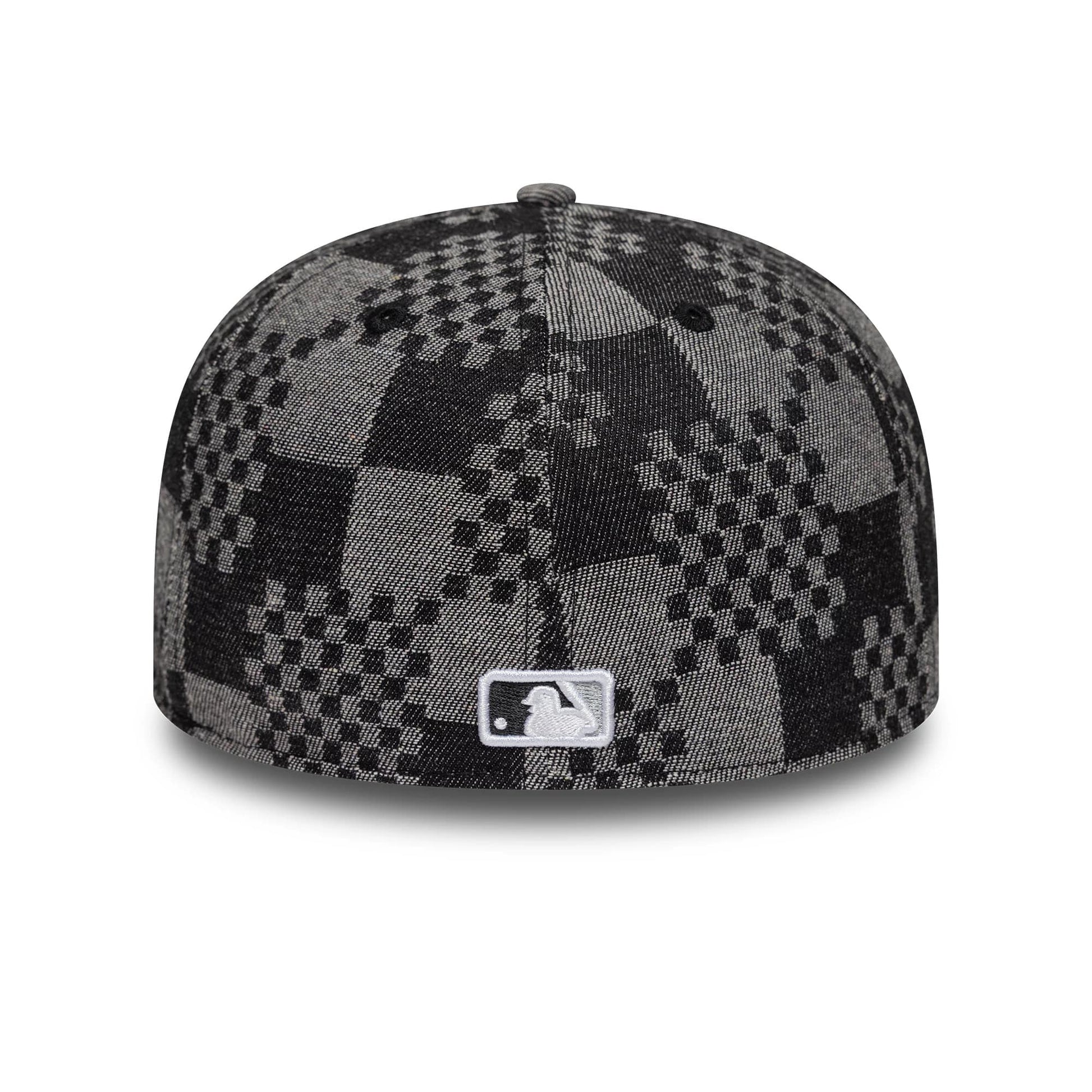 Pictured is this MLB Denim LA Dodgers 59FIFTY Fitted cap in black. 5