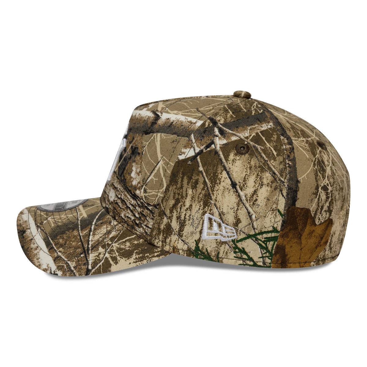 Pictured is this Youth MLB New York Yankees 9FORTY A-Frame cap in realtree camo. 6