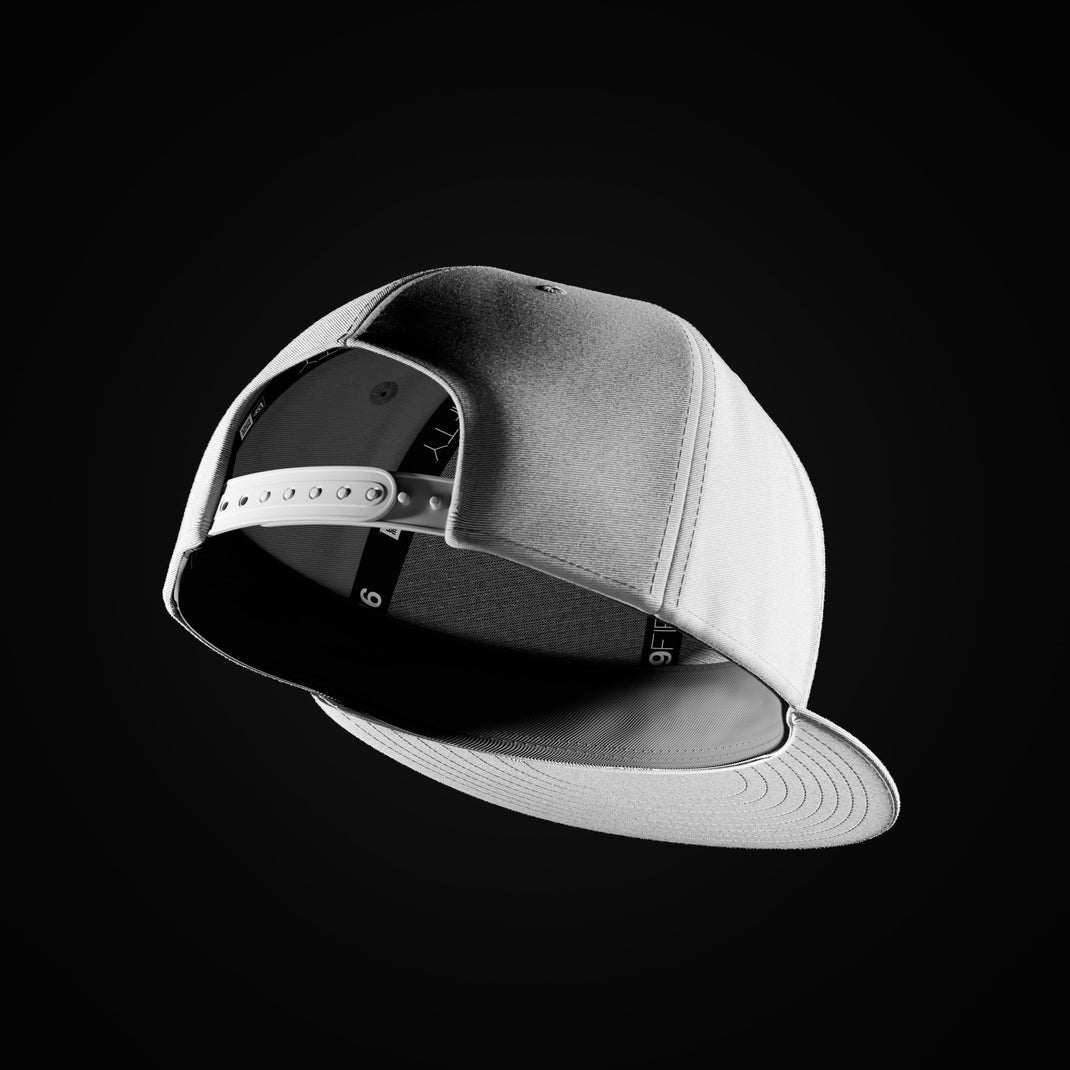 9FIFTY Snapback cap from rear to show the adjustable closure.