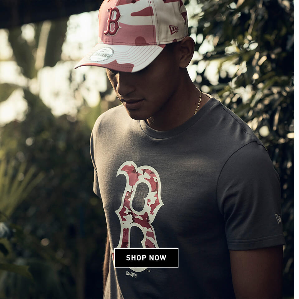 New Era Pink Camo Boston Red Sox 9FORTY cap and t-shirt