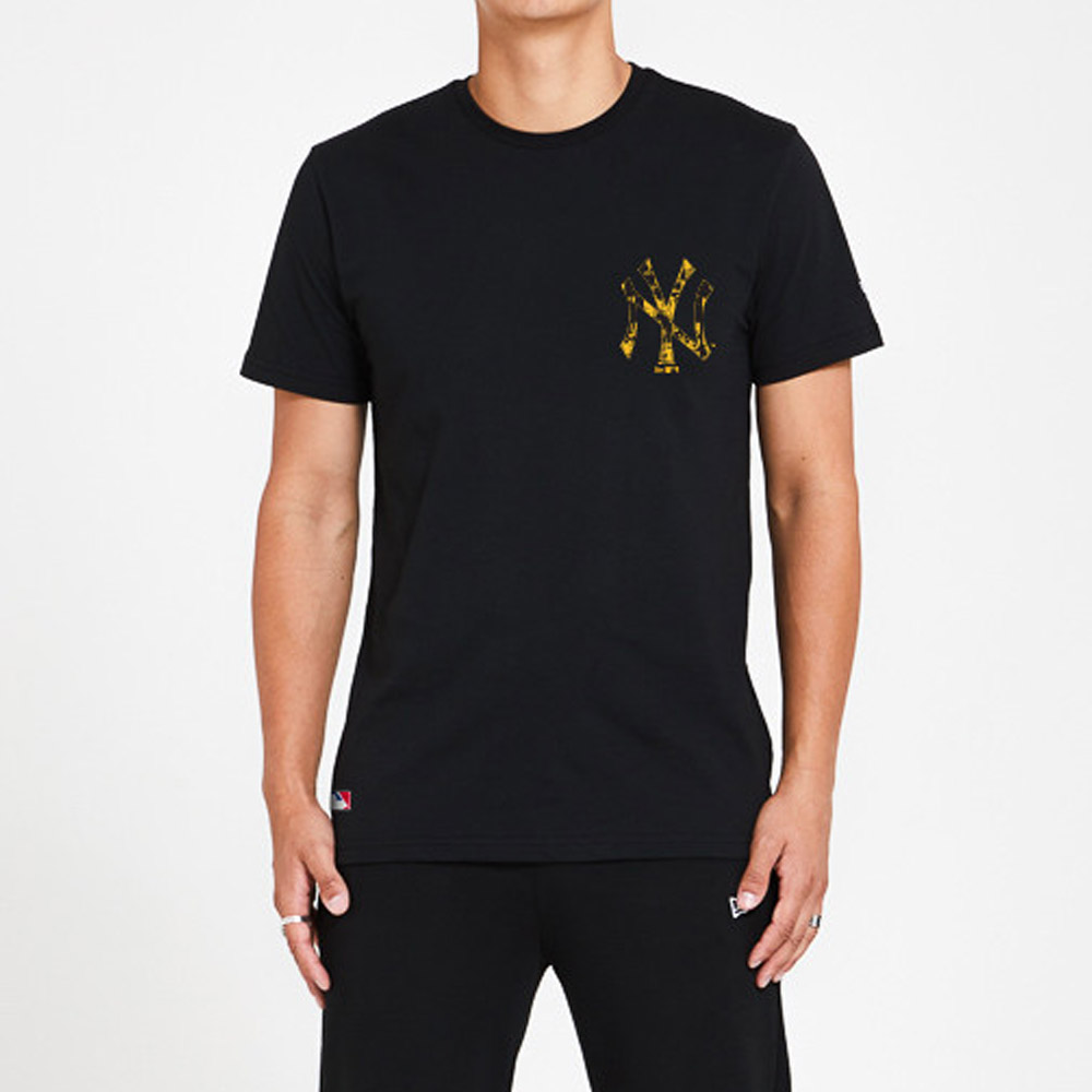 New York Yankees – T-Shirt in Schwarz mit Print in Gelb